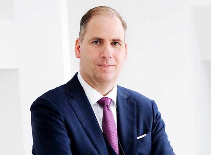 Dr. Thorsten Behle
